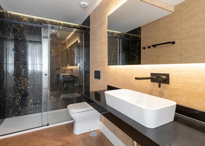 Be Mate Centro * Μάλαγα